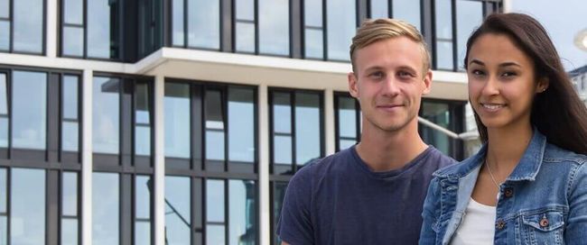 Neuste Technik, moderne Ausstattung und ein spannendes Hochschulleben mit vielen Events: Hier macht studieren Spaß. Neuste Technik, moderne Ausstattung und ein spannendes Hochschulleben mit vielen Events: Hier macht studieren Spaß.