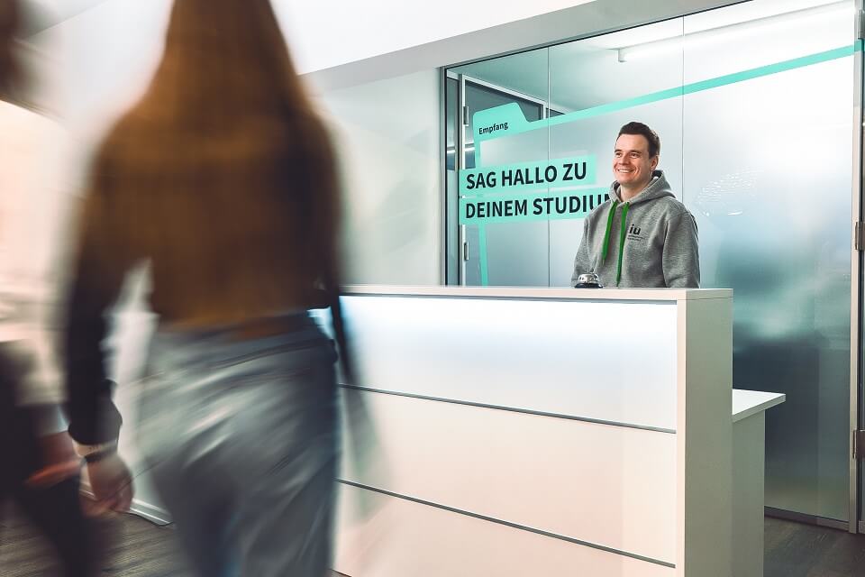 Gesundheitsmanagement  IU Duales Studium  Alle Infos!